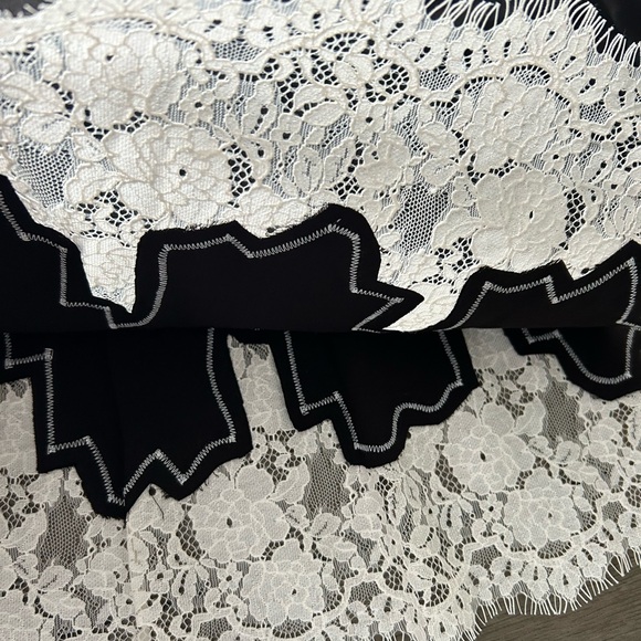 NWT Banana Republic Stretch-Satin Lace-Hem Midi Skirt, S - Picture 8 of 9